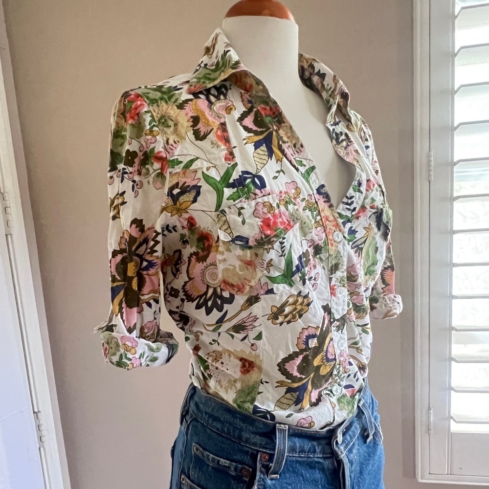 Eden & Olivia 100% Cotton Floral Button Down Shirt - Picture 2 of 3